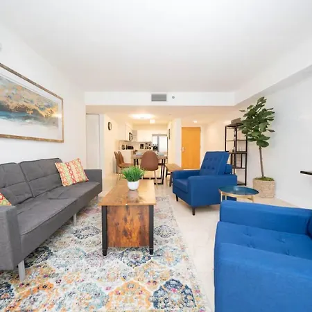 Exclusive Ocean View Apartment In Brickell
